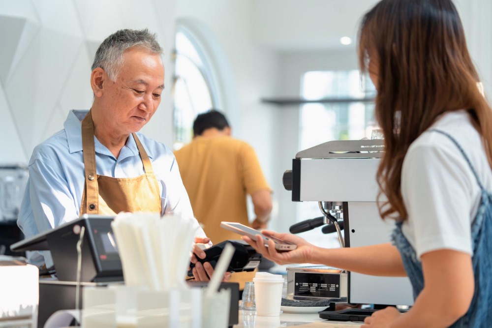 Blurring Lines: How Foodservice is Reshaping Retail Experiences Foodservice